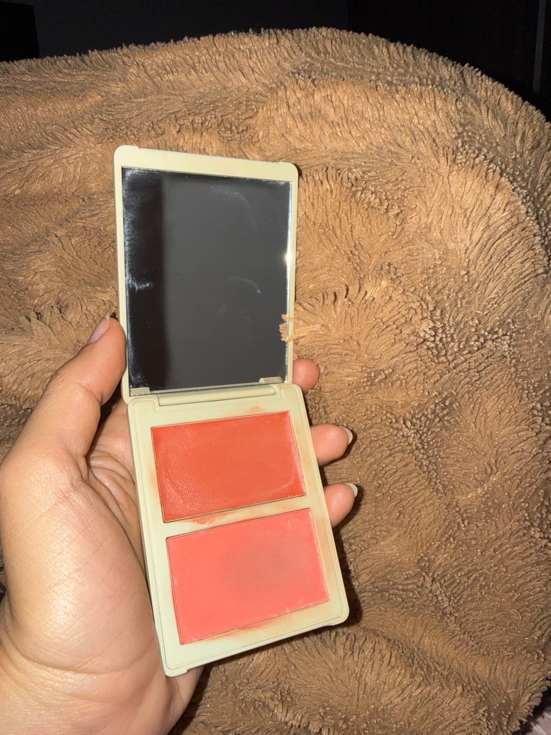 Customer photo review of RUBOR EN DÚO ALLURE CREMA Y POLVO COMPACTO