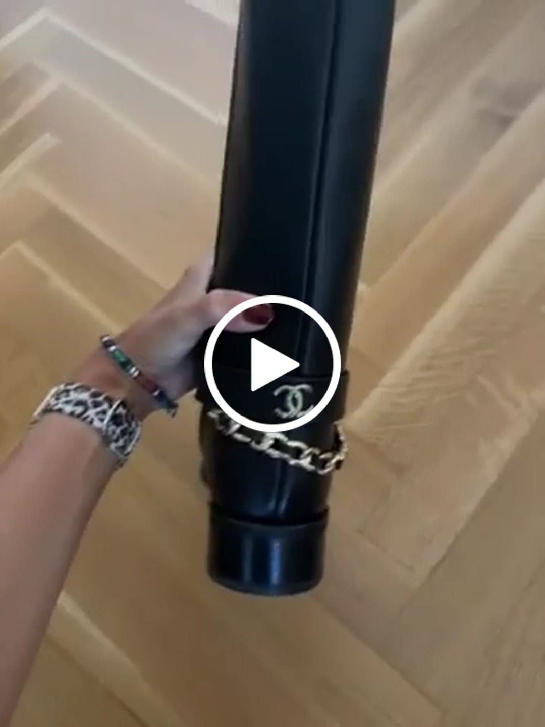 Customer video review of CC High Boots 30mm Plain Black Chain Cowhide