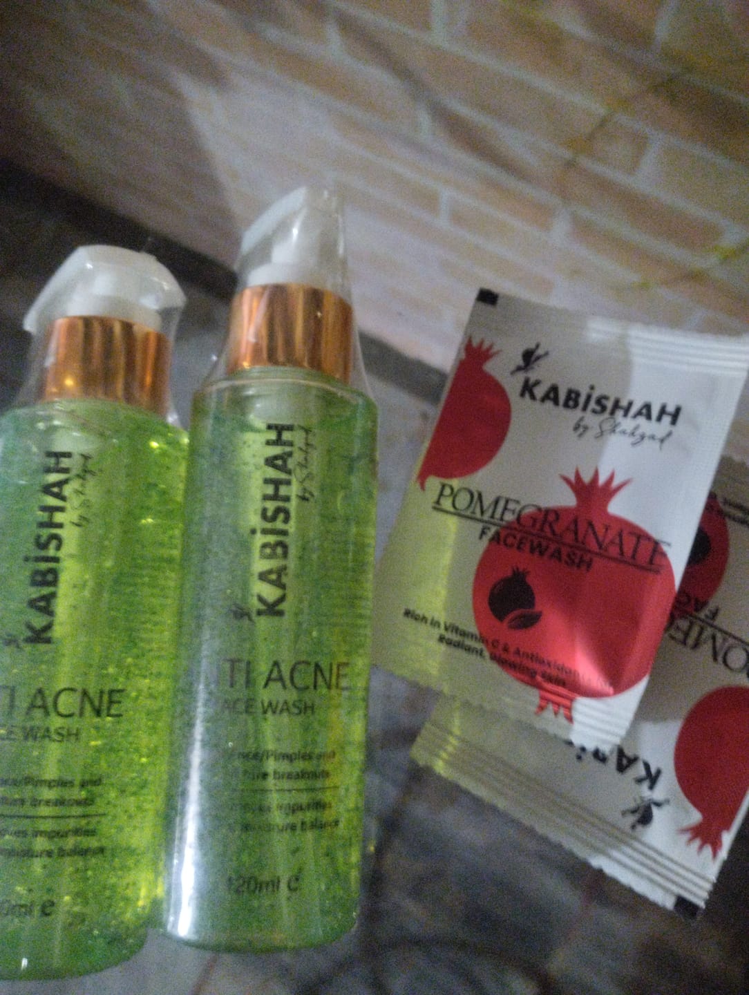 Customer photo review of ClearSkin Pro Anti Acne Face Wash Double Pack