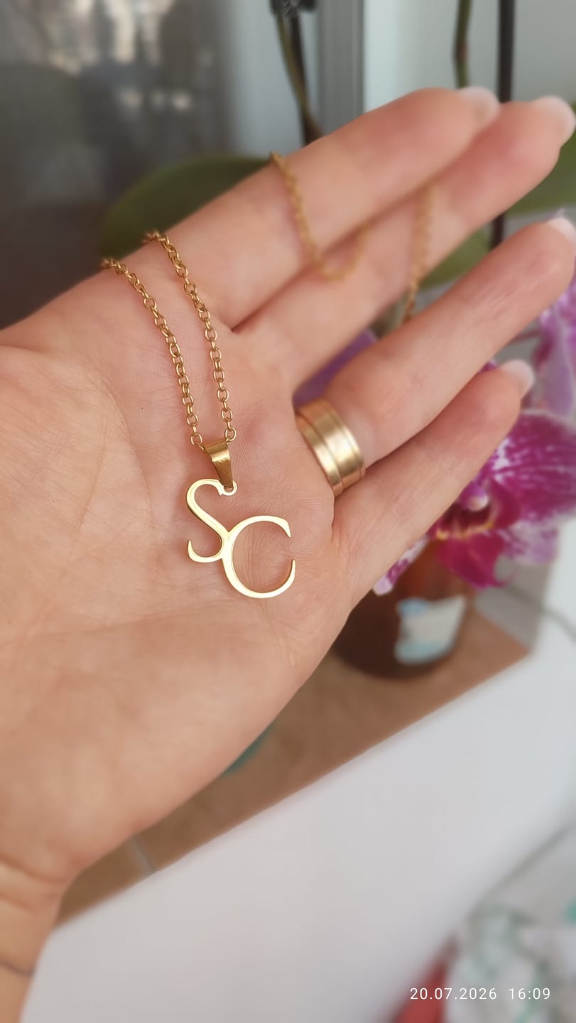 Customer photo review of Colier Personalizat cu Duble Inițiale