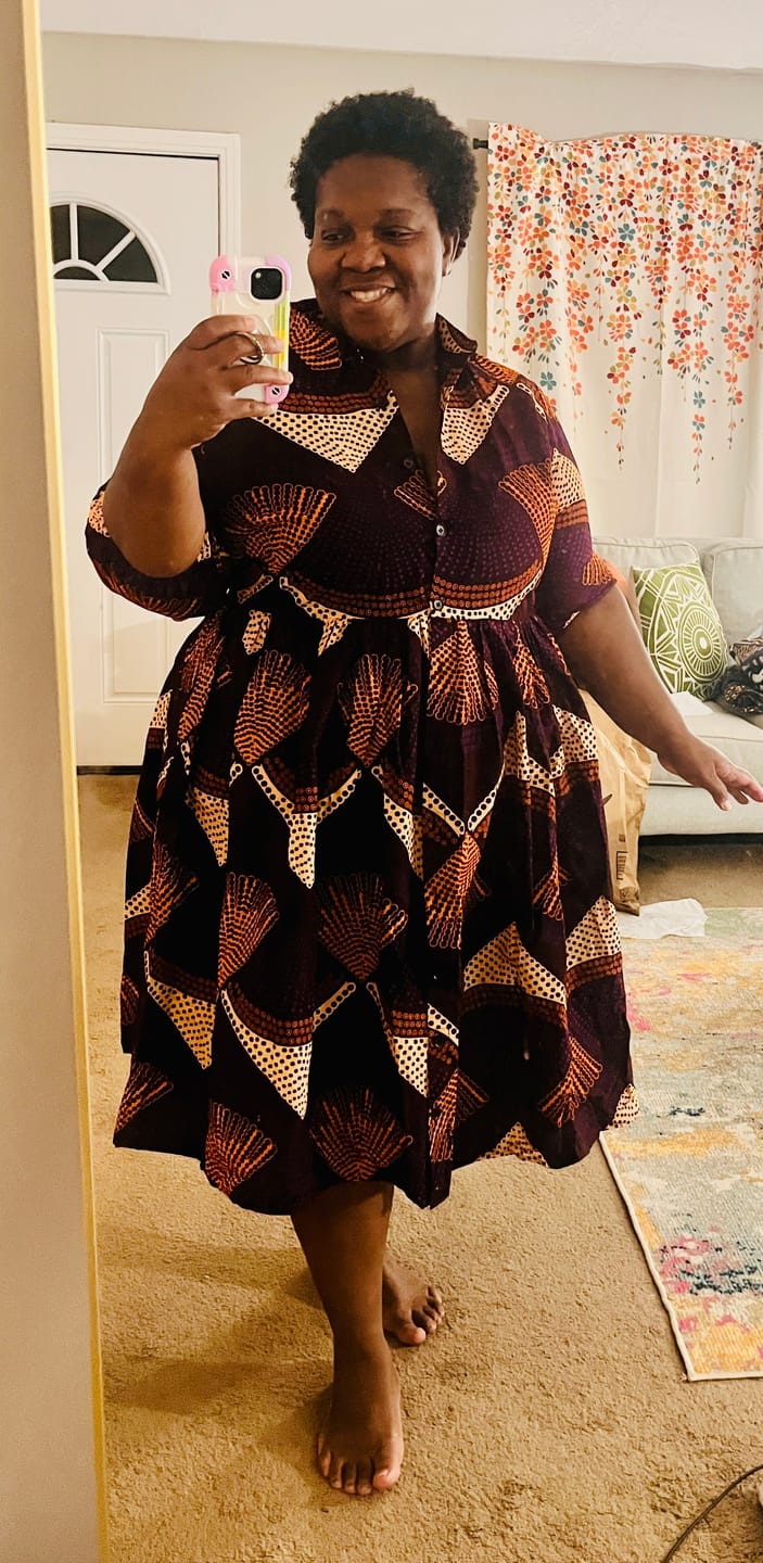 Customer photo review of MOREMI AFRICAN PRINT BUTTON DOWN DRESS [PURPLE]