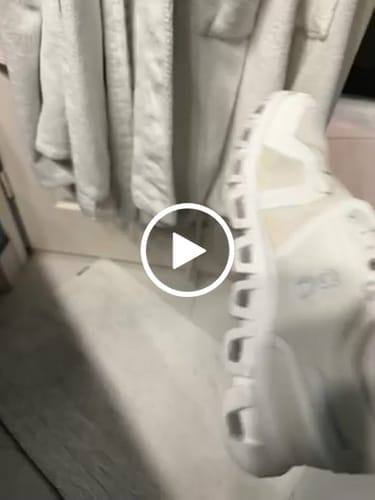 Customer photo review of Få rena skor på bara 30 minuter direkt från tvättmaskinen