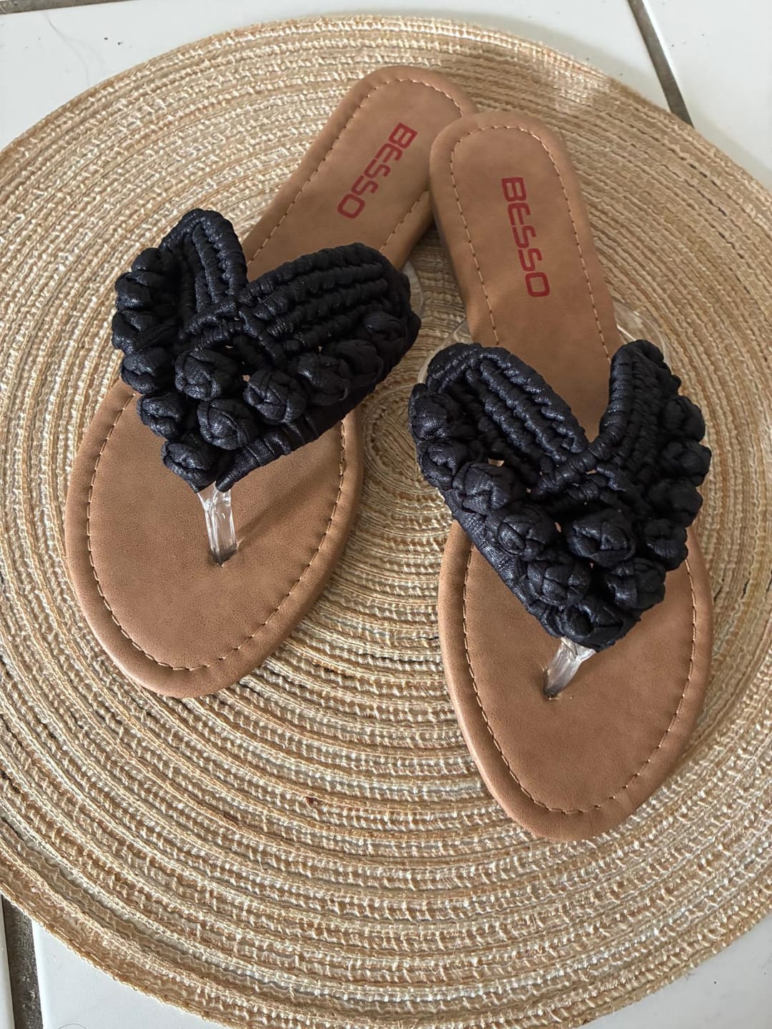 Customer photo review of Taller sandalias