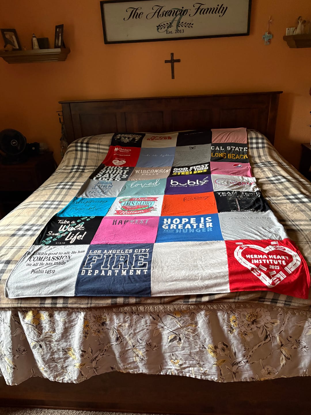 Customer photo review of Project Repat T-Shirt Quilt