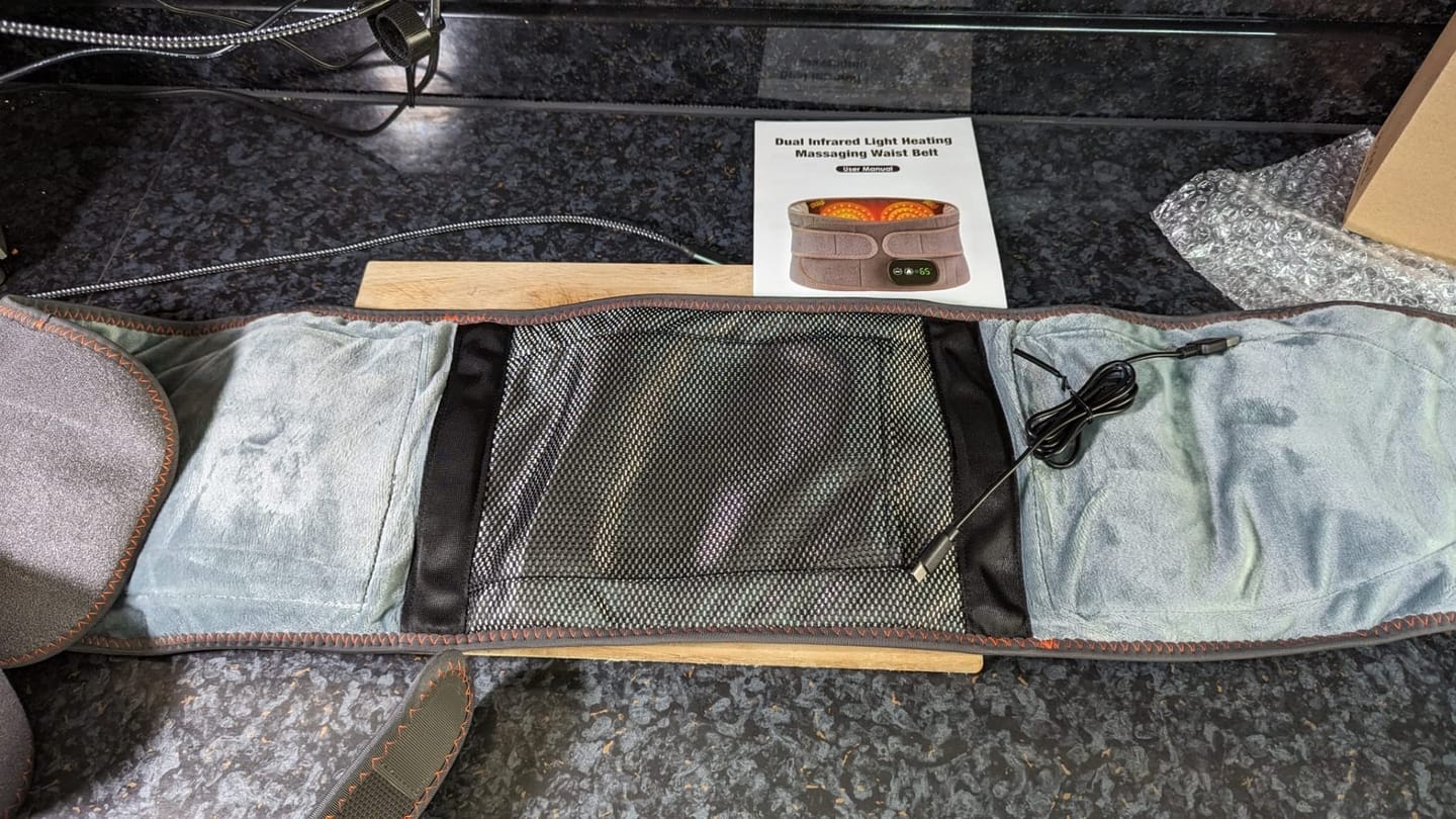 Customer photo review of Ceinture Lombaire Chauffante & Massante Rechargeable