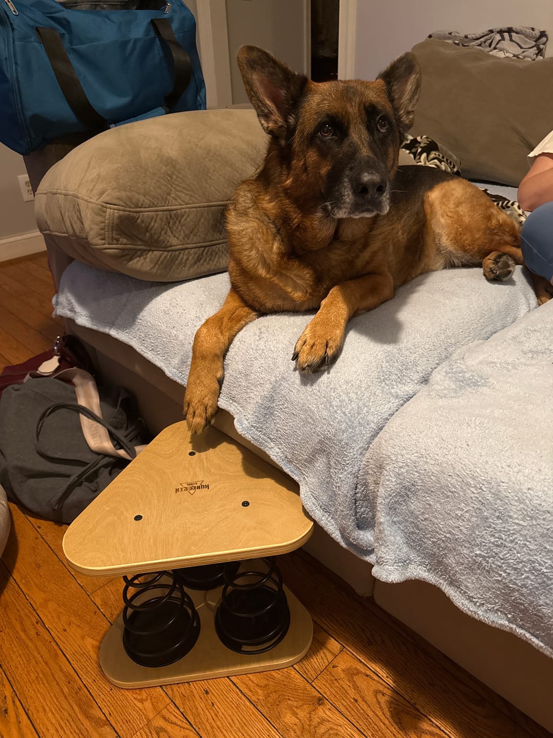 Customer photo review of Hunkerin Stool