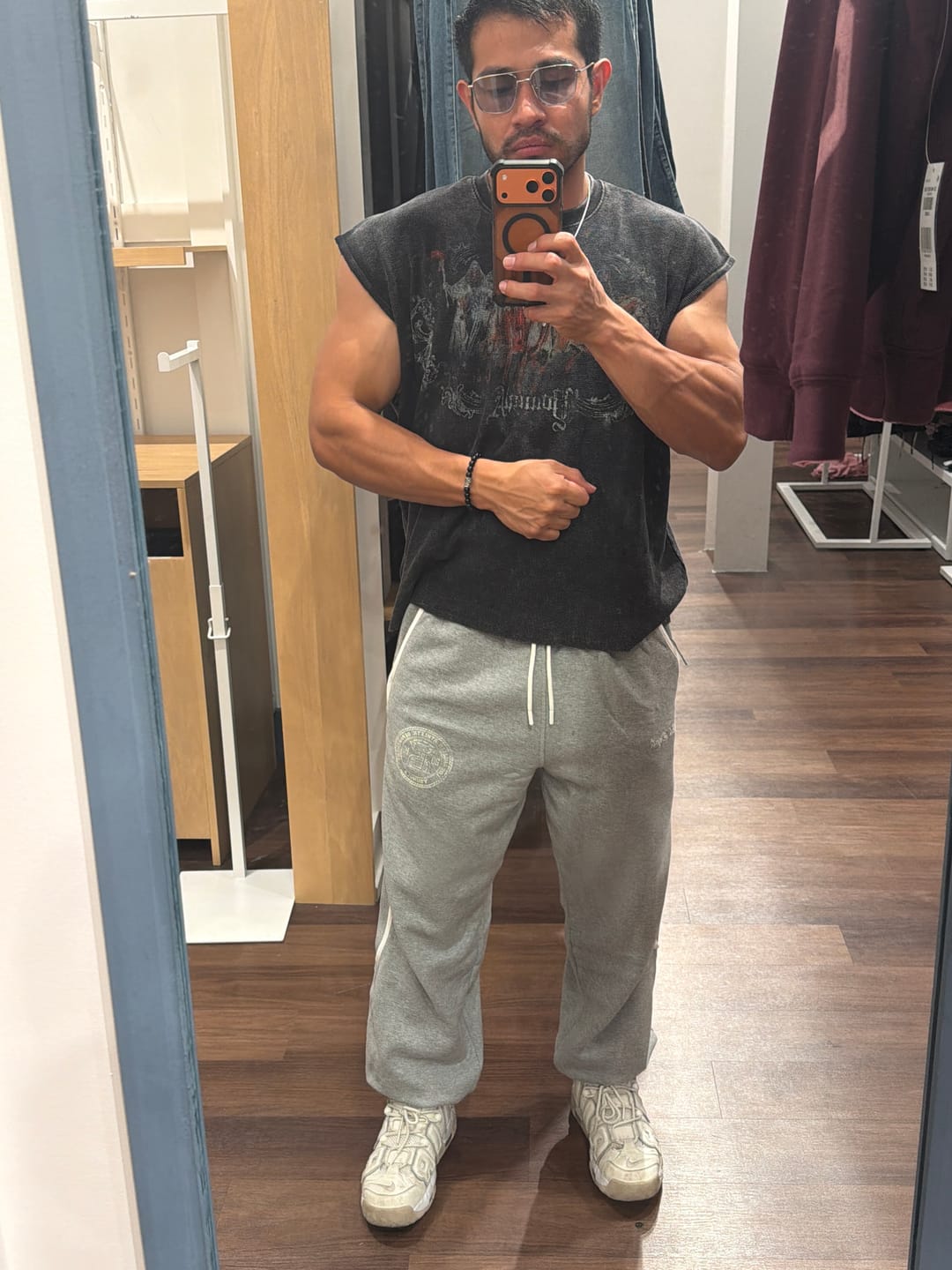 Customer photo review of 2176 - Golden Era Piping Joggers