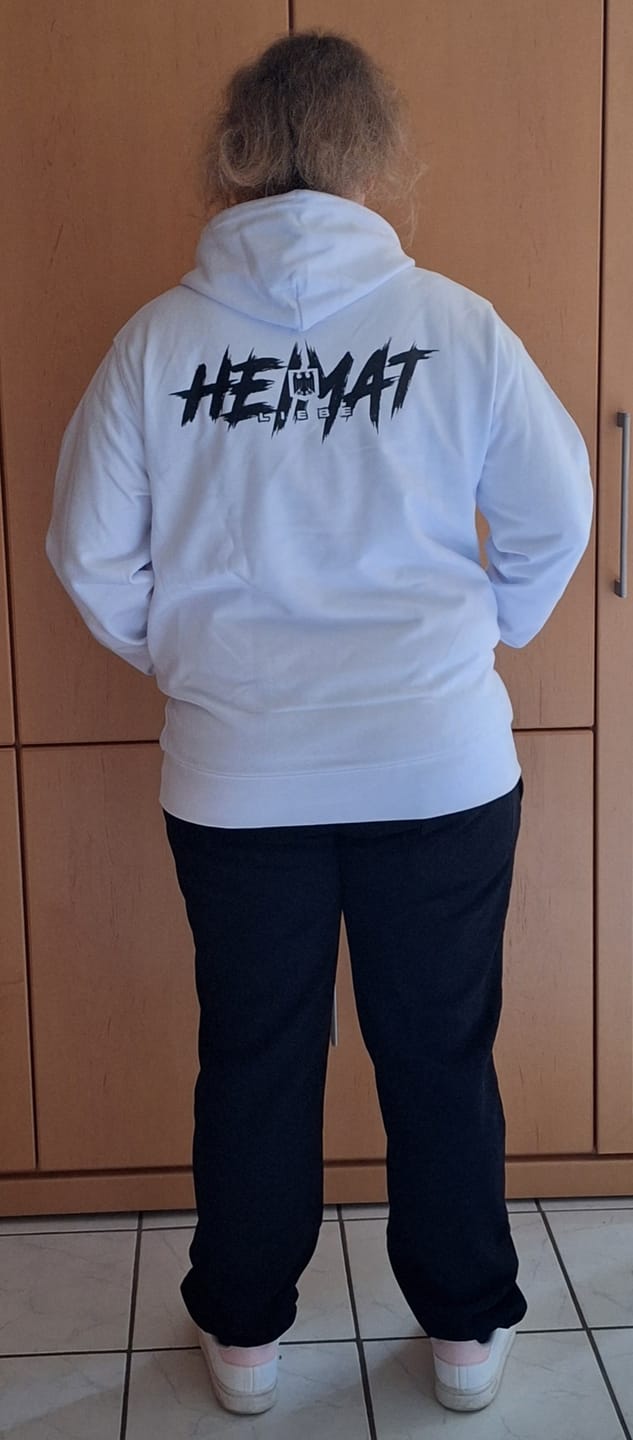 Customer photo review of Hoodie Heimatliebe White