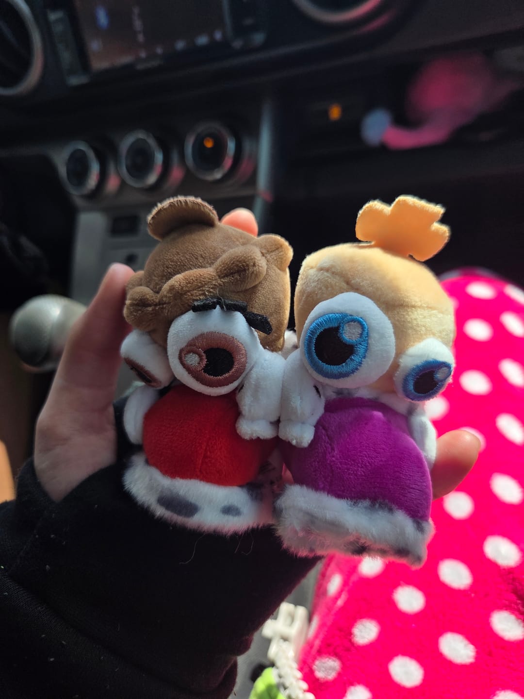 Customer photo review of Kinger & Queenie Magnetic Plush Keychains