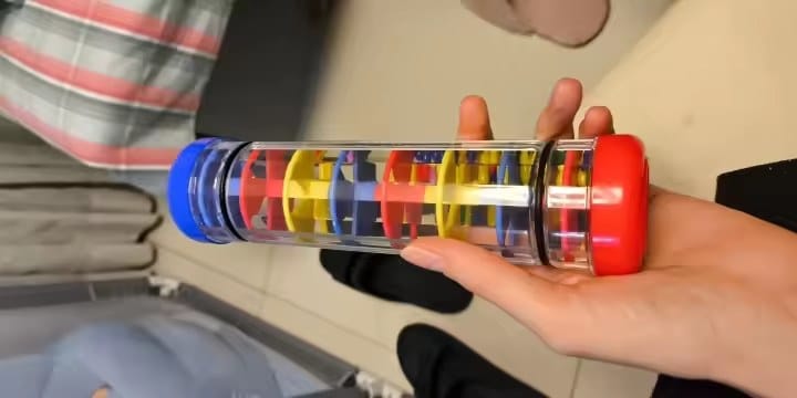 Customer photo review of Regenstab Sensorspielzeug Kinder | Beruhigendes Klangspielzeug Sensorik Kleinkind