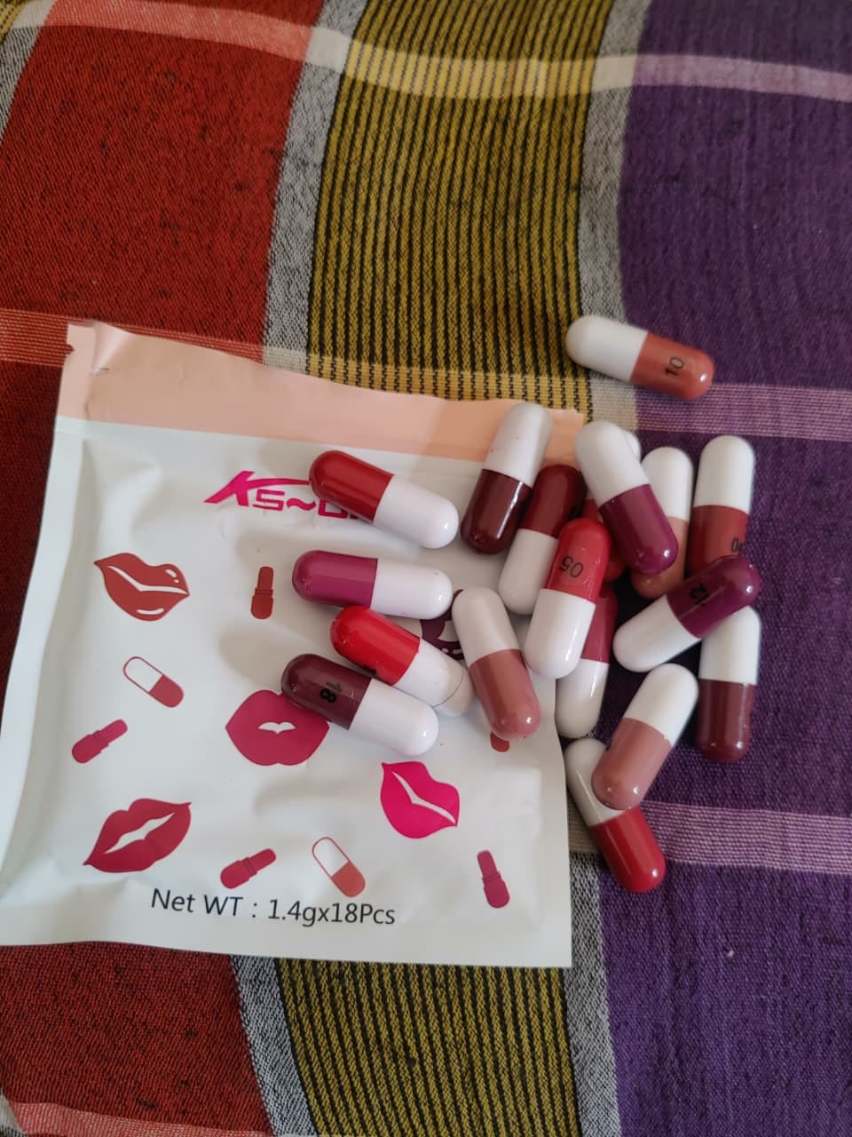 Customer photo review of 18 Colors Capsule Lipstick Set Matte
