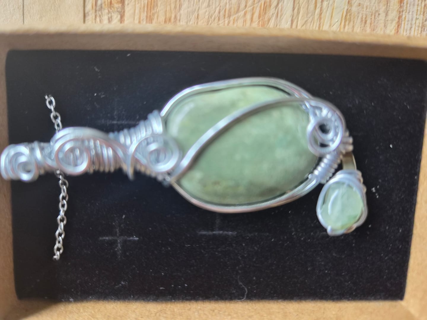 Customer photo review of Nara Witchcraft Crystal Mystery box