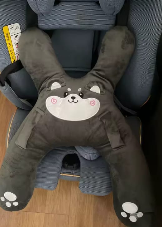 Customer photo review of Cuddlo — La almohada que abraza en cada viaje