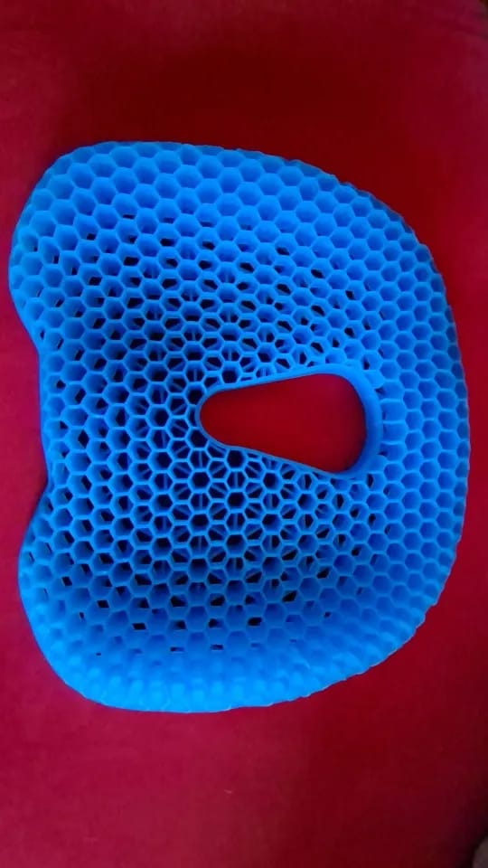 Customer photo review of Sitqora 100% Gel Seat Cushion