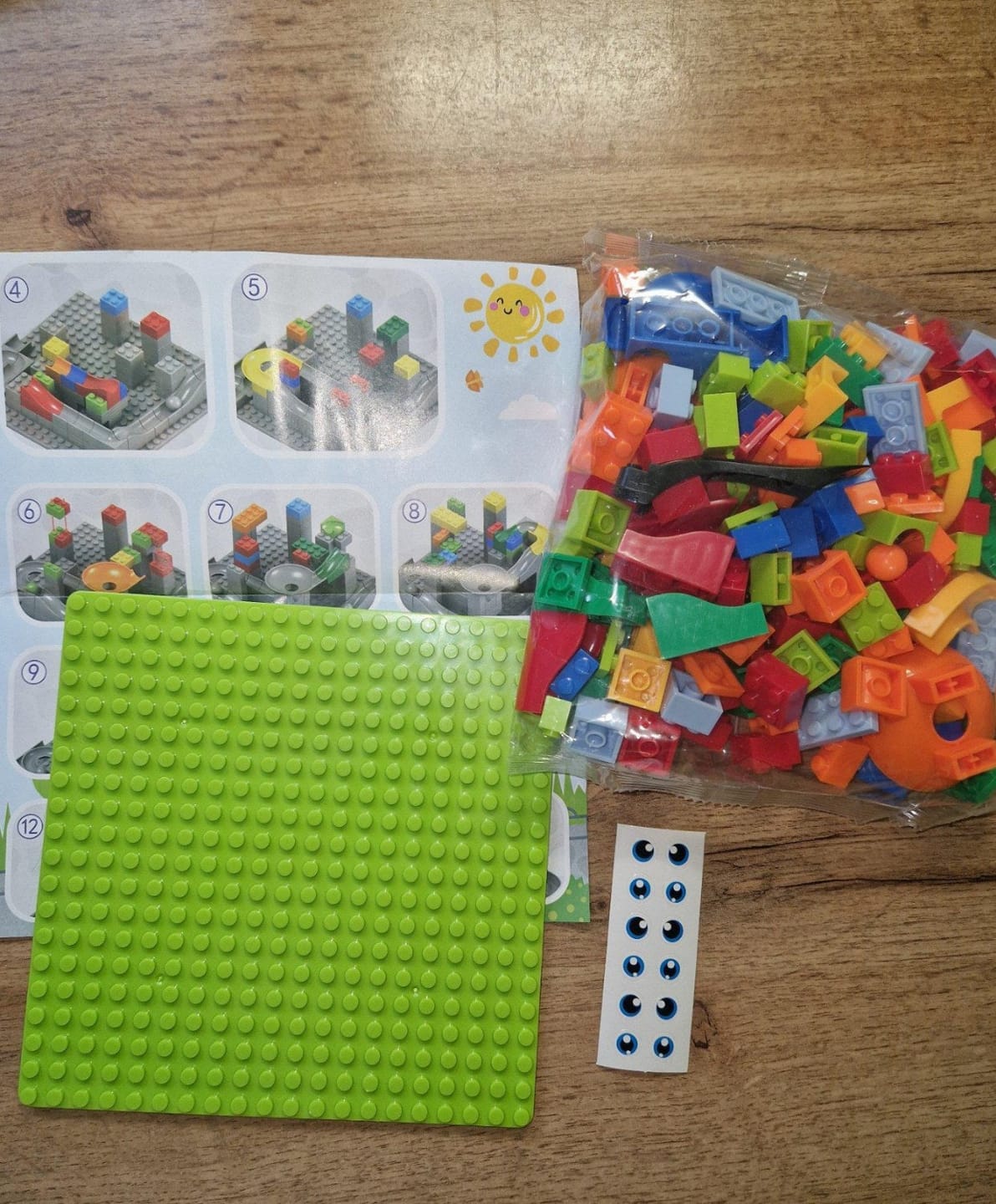 Customer photo review of Kugelbahn Baukasten Konstruktionsspielzeug | Bausteine Murmelbahn Kinder Rennbahn selber bauen