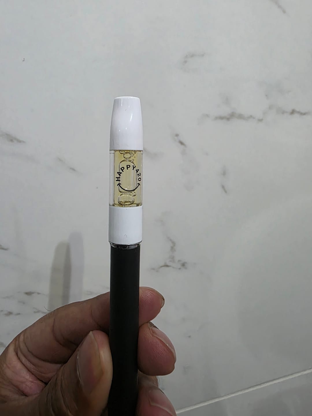 Customer photo review of THC Vape 1ml Postless Cartridge – Berry Gelato