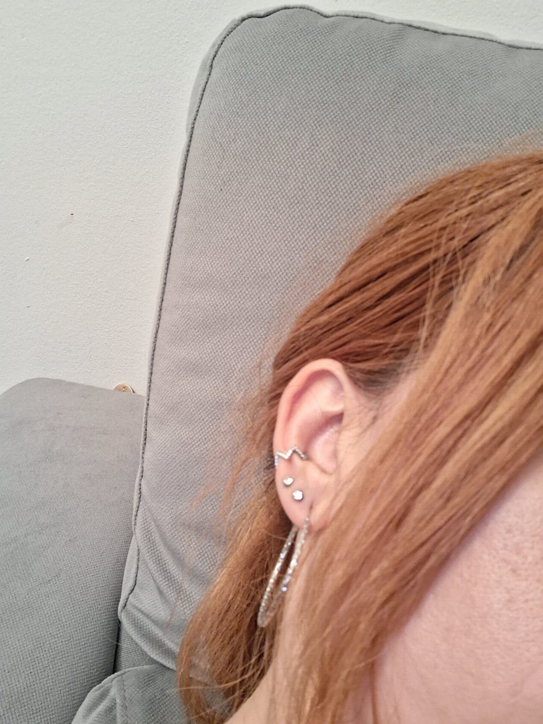 Customer photo review of Pendiente Ear Cuff - Flashy