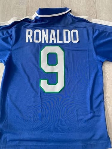 Customer photo review of Brazil Away 1998 (Feels Like New) - Size M
