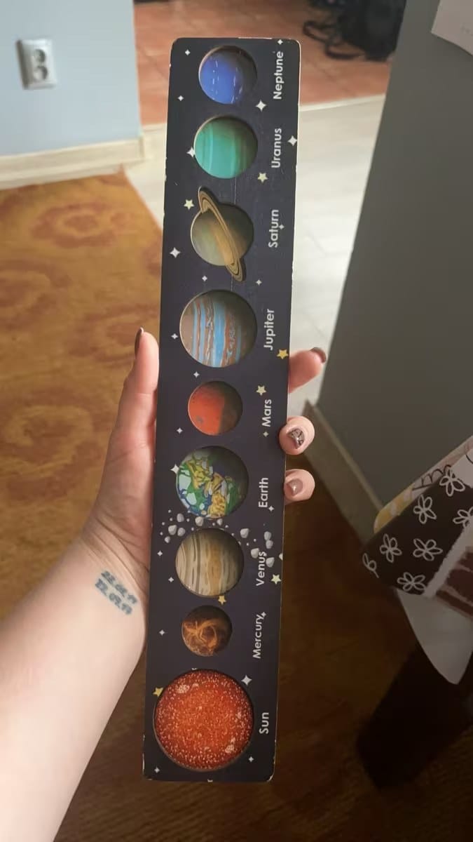 Customer photo review of Montessori Sonnensystem Puzzle Kleinkind | Interaktives Planetenpuzzle Lernspielzeug ab 2 Jahren