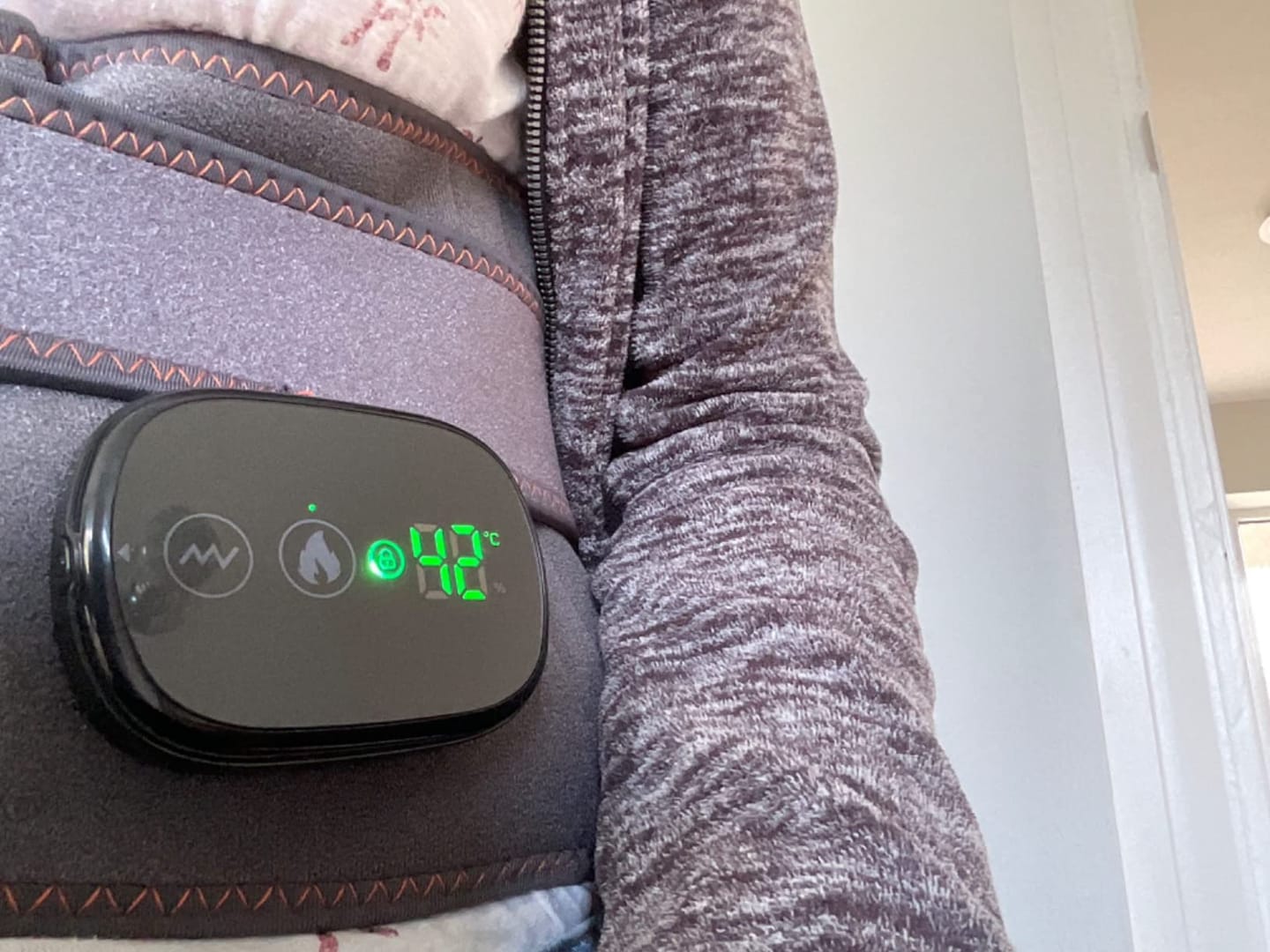 Customer photo review of Ceinture Lombaire Chauffante & Massante Rechargeable