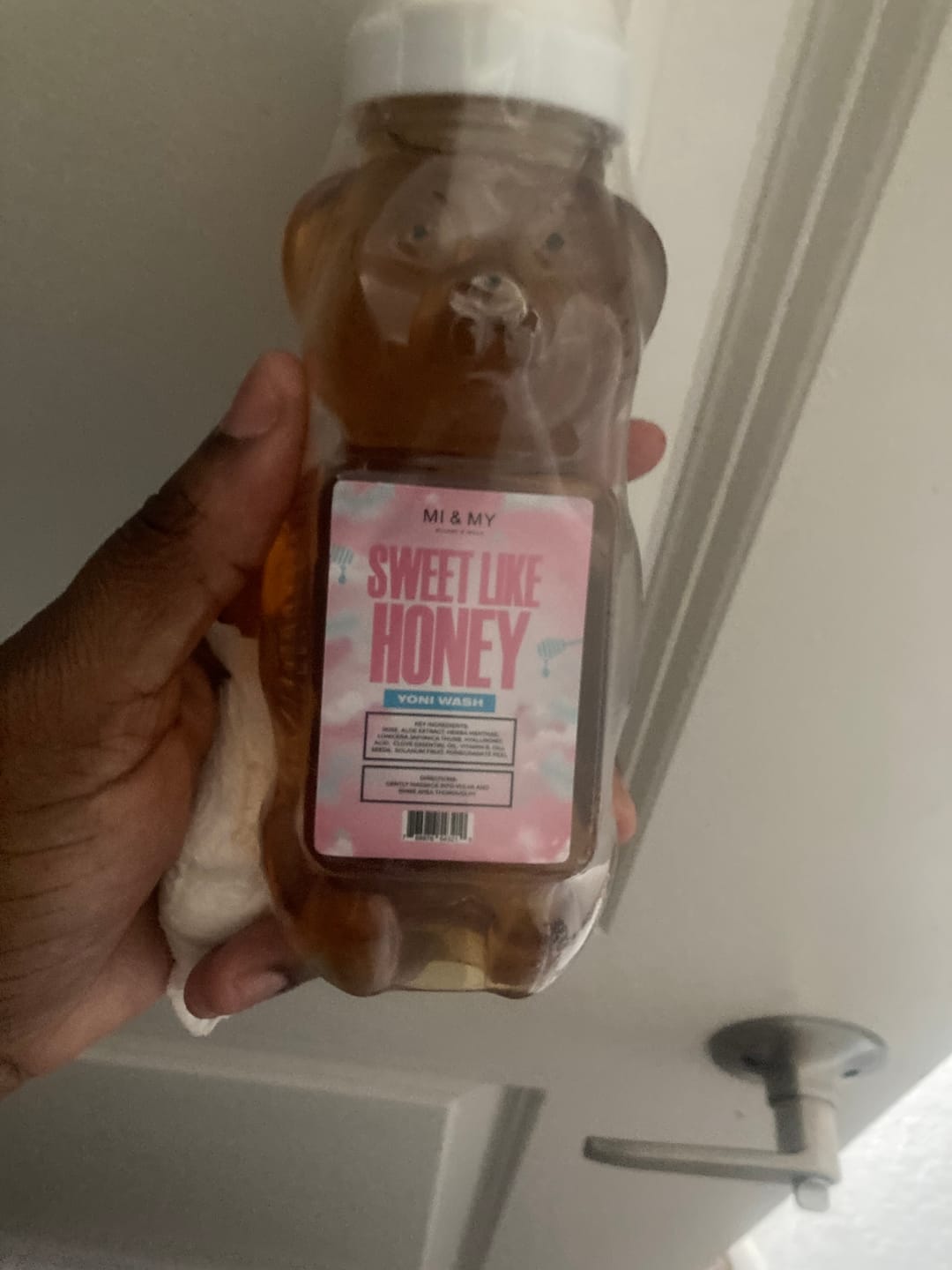 Customer photo review of Sweet Like Honey Yoni Wash