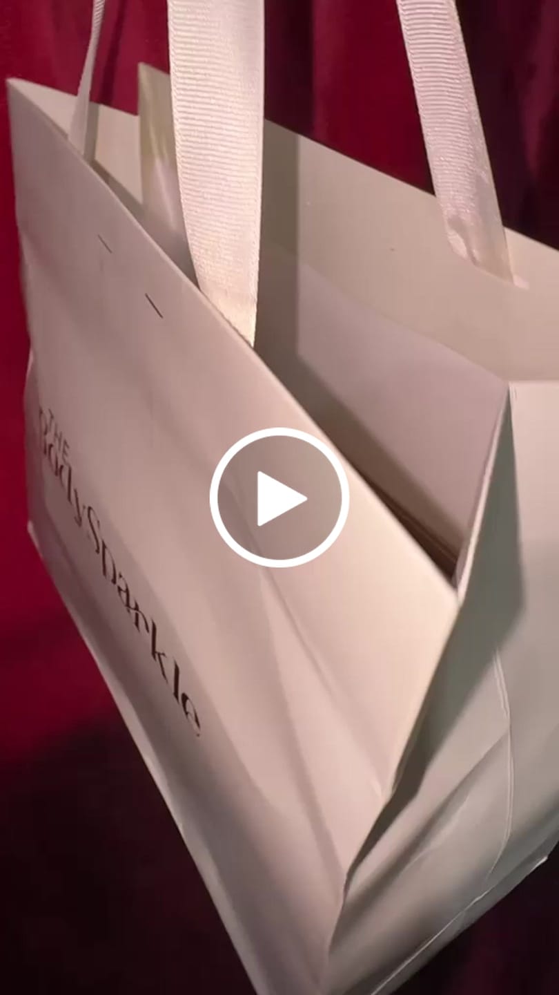 Customer video review of Body Scrub