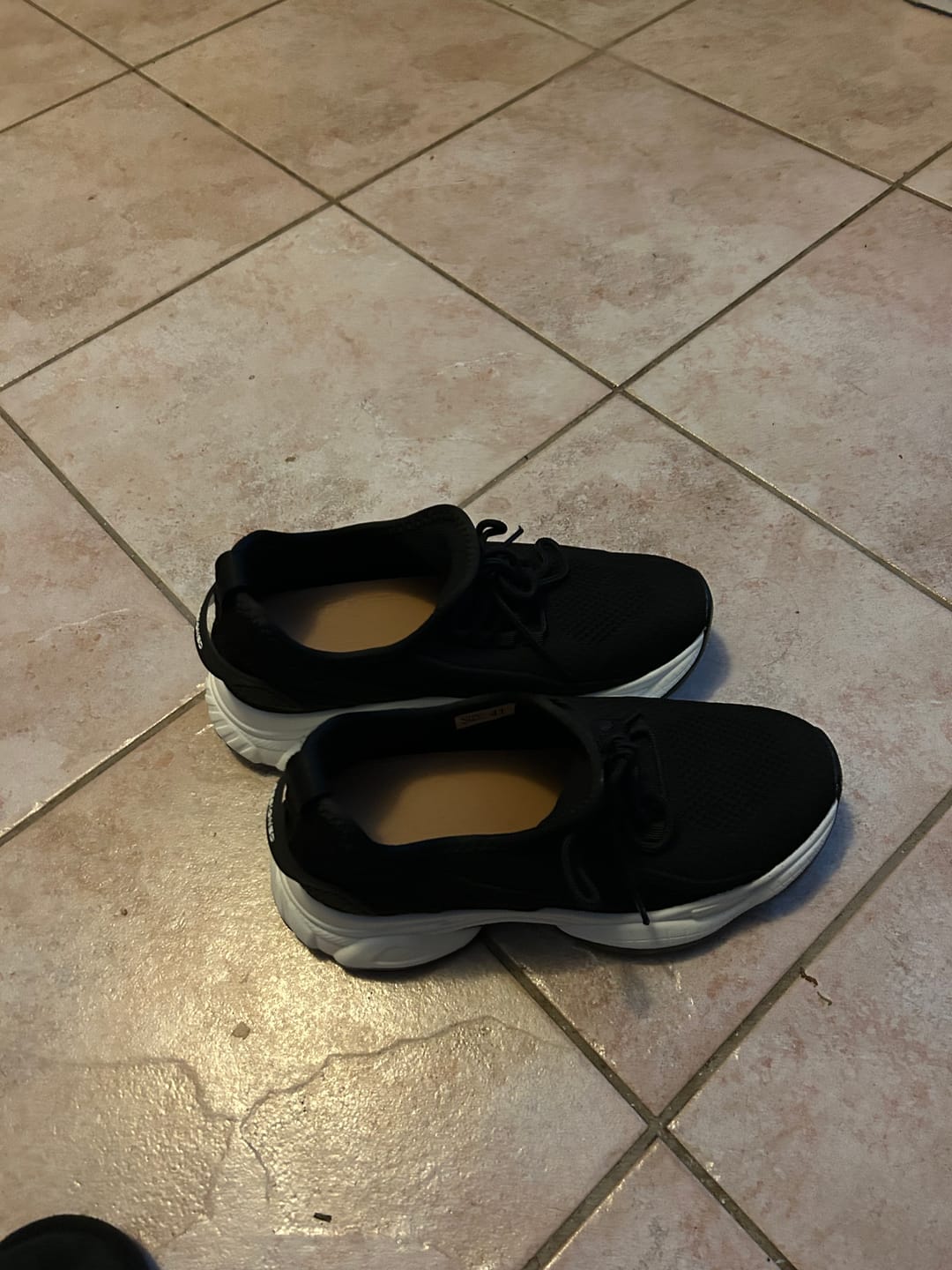 Customer photo review of Prestige Shoes Limitless (+4cm, +10cm)