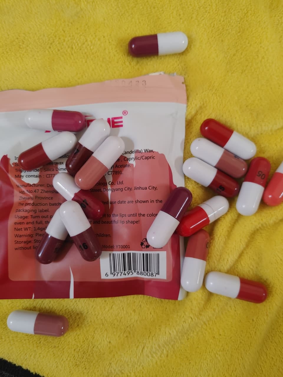 Customer photo review of 18 Colors Capsule Lipstick Set Matte