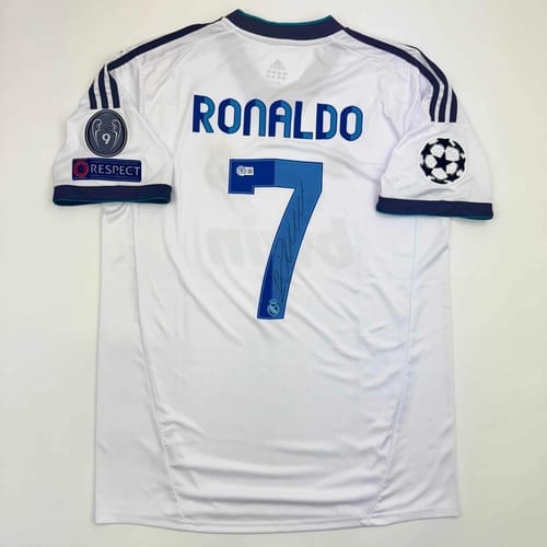 Customer photo review of Real Madrid 2012-2013 Home (New) - Size M
