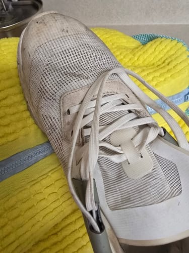 Customer photo review of Få rena skor på bara 30 minuter direkt från tvättmaskinen