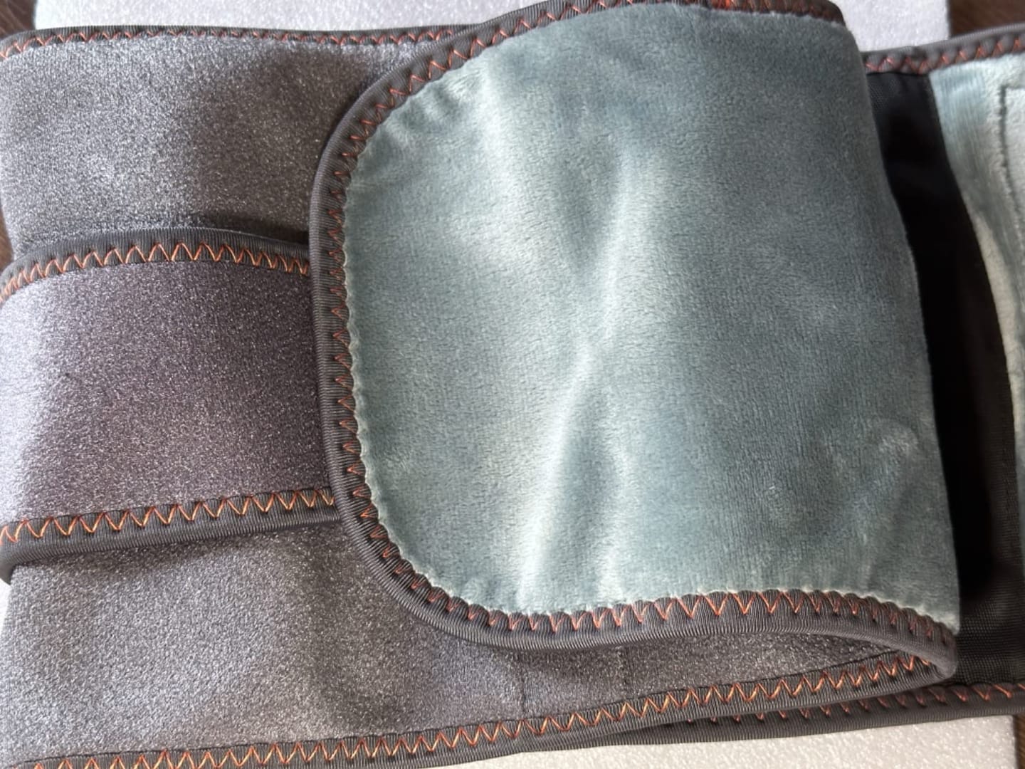 Customer photo review of Ceinture Lombaire Chauffante & Massante Rechargeable