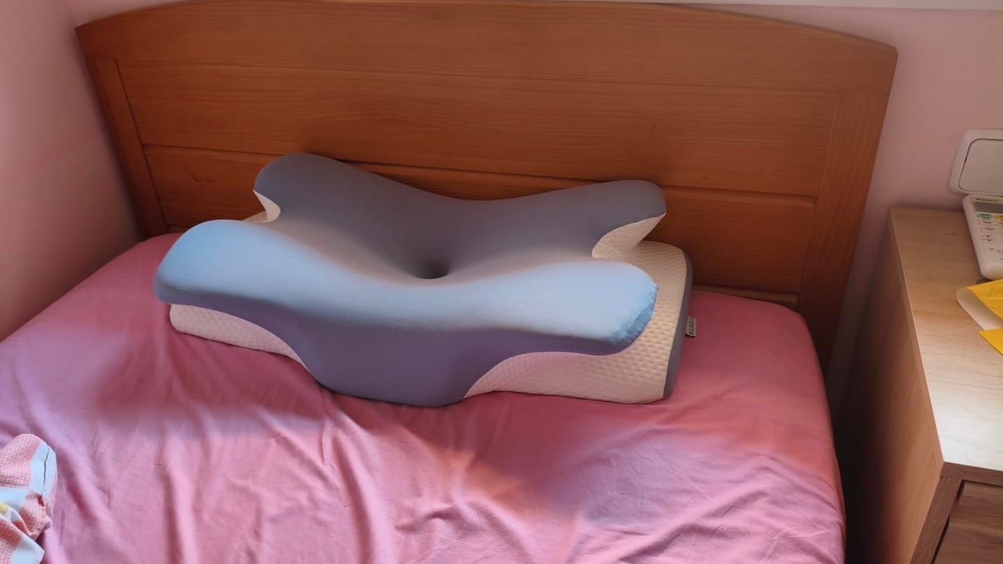 Customer photo review of SomaiaSleep™ Almohada Cervical + Funda Gratis