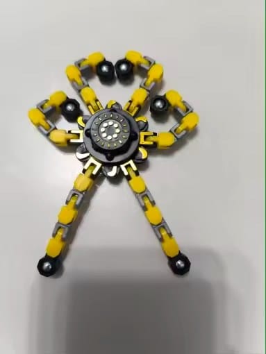 Customer photo review of Verwandlungs Fidget Spinner Kinderspielzeug | Sensorisch Stressabbau Formwandler Konzentration
