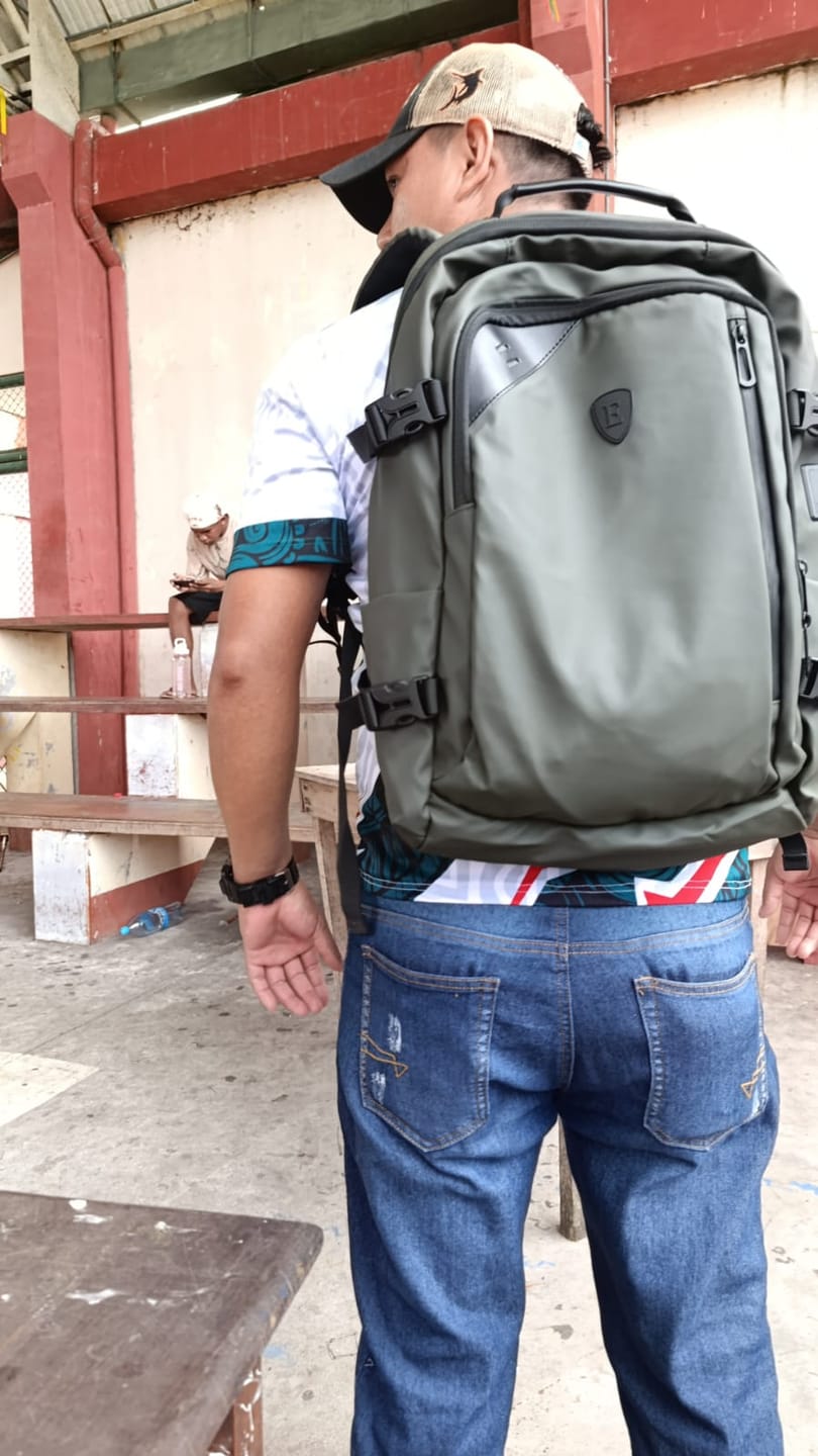 Customer photo review of Tech Backpack Green