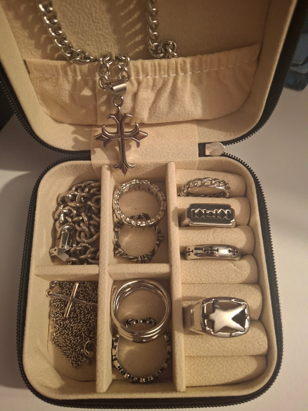 Customer photo review of Razorblade Ring