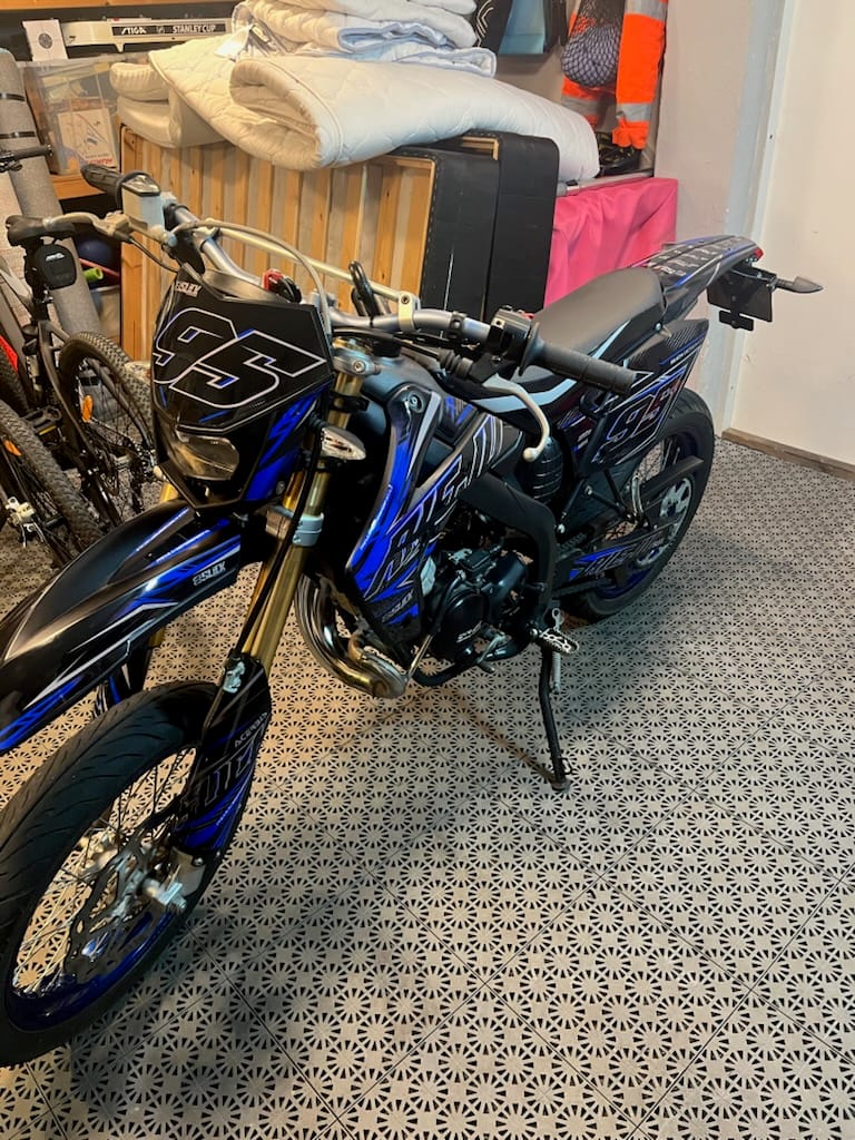 Customer photo review of NEW! TRACK - GRAPHICS KIT
