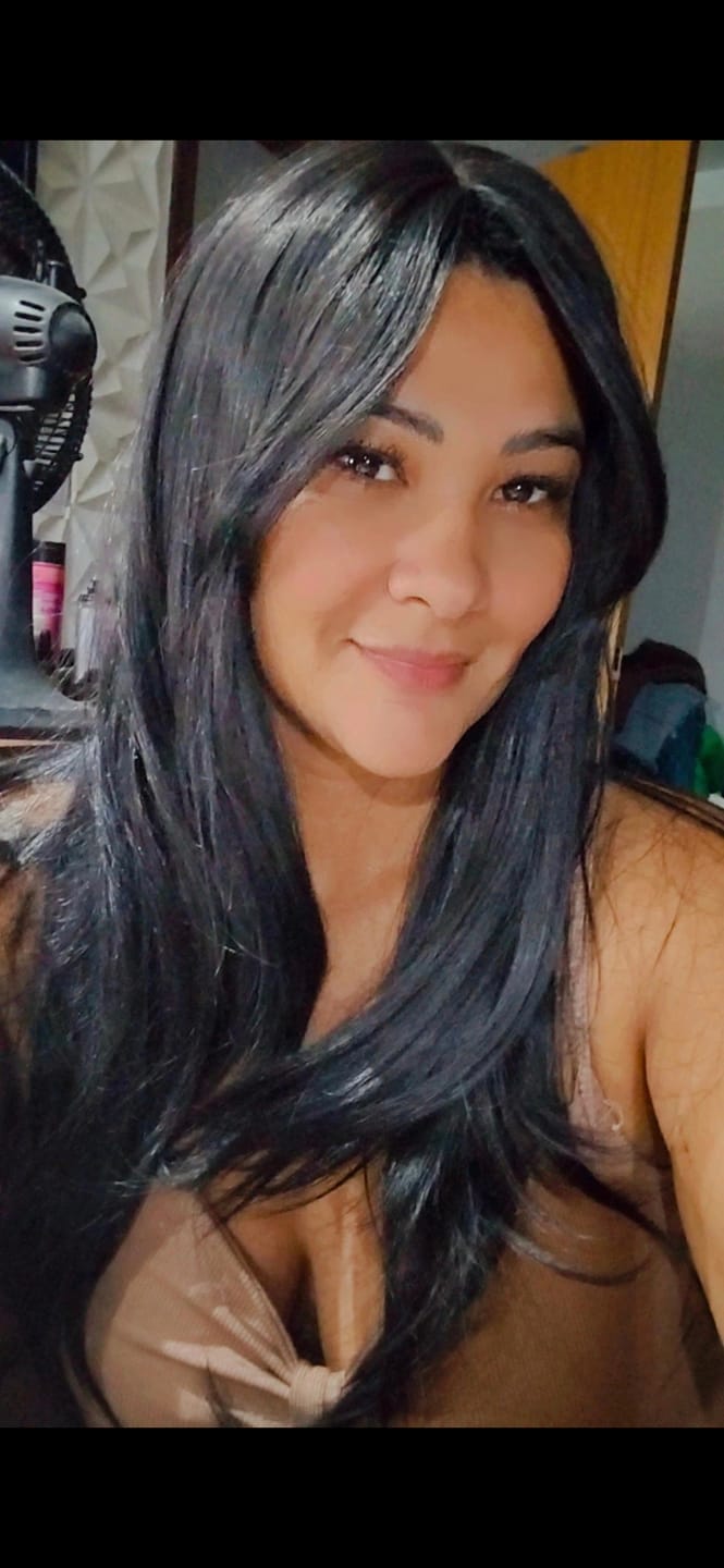 Customer photo review of Peruca Aponi Castanho Escuro Franja 70cm