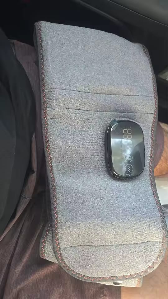 Customer photo review of Ceinture Lombaire Chauffante & Massante Rechargeable