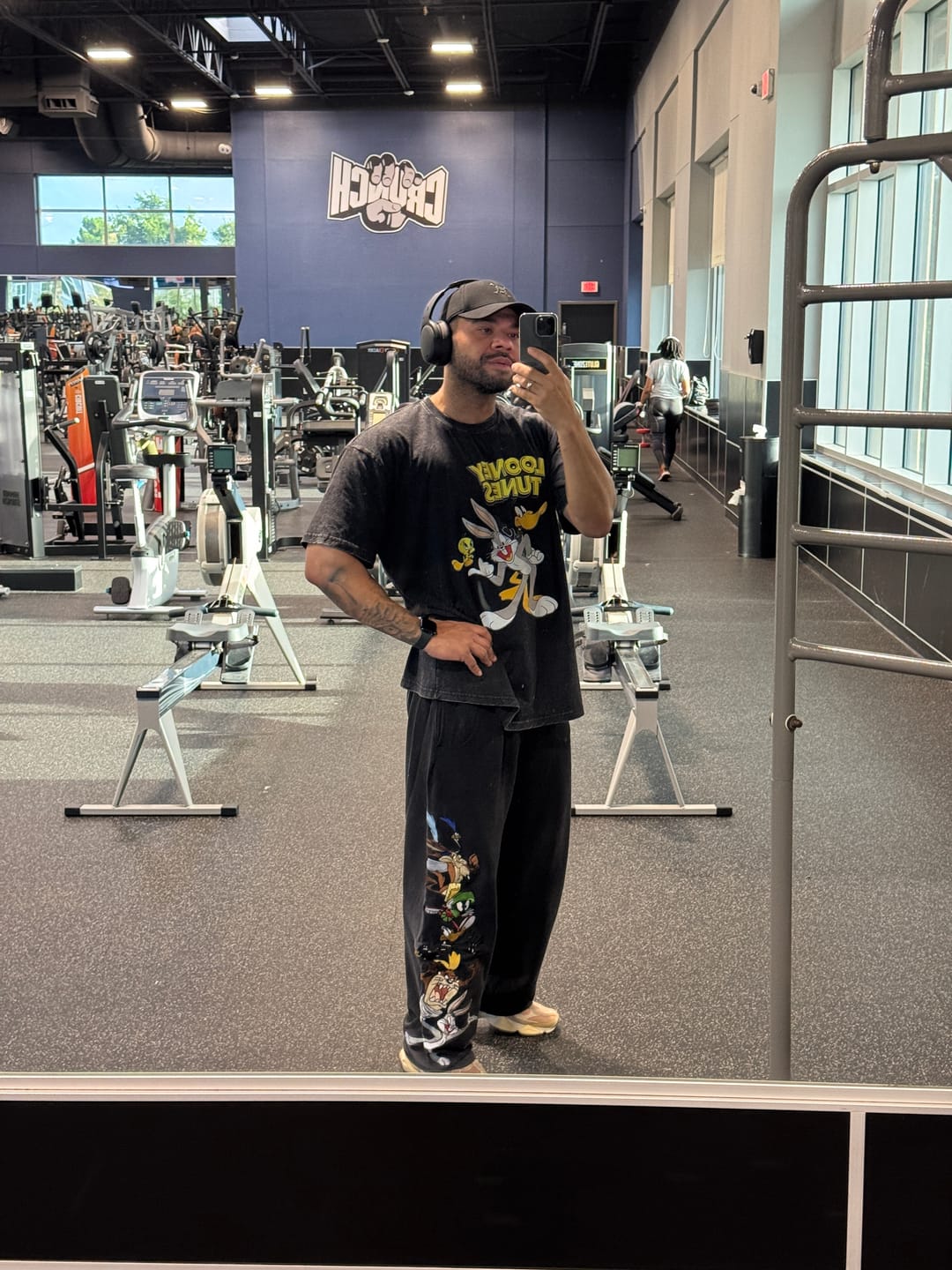 Customer photo review of 2183 - Looney Tunes Squad Sweats