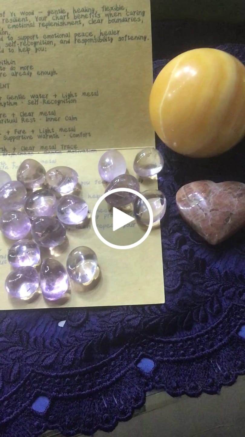 Customer video review of Kiki Crystal Five Elements Energy Mystery Box