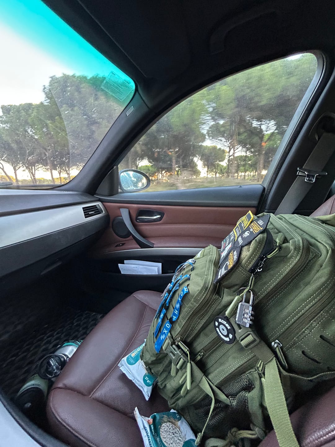 Customer photo review of Mochila Táctica V2 45L Verde