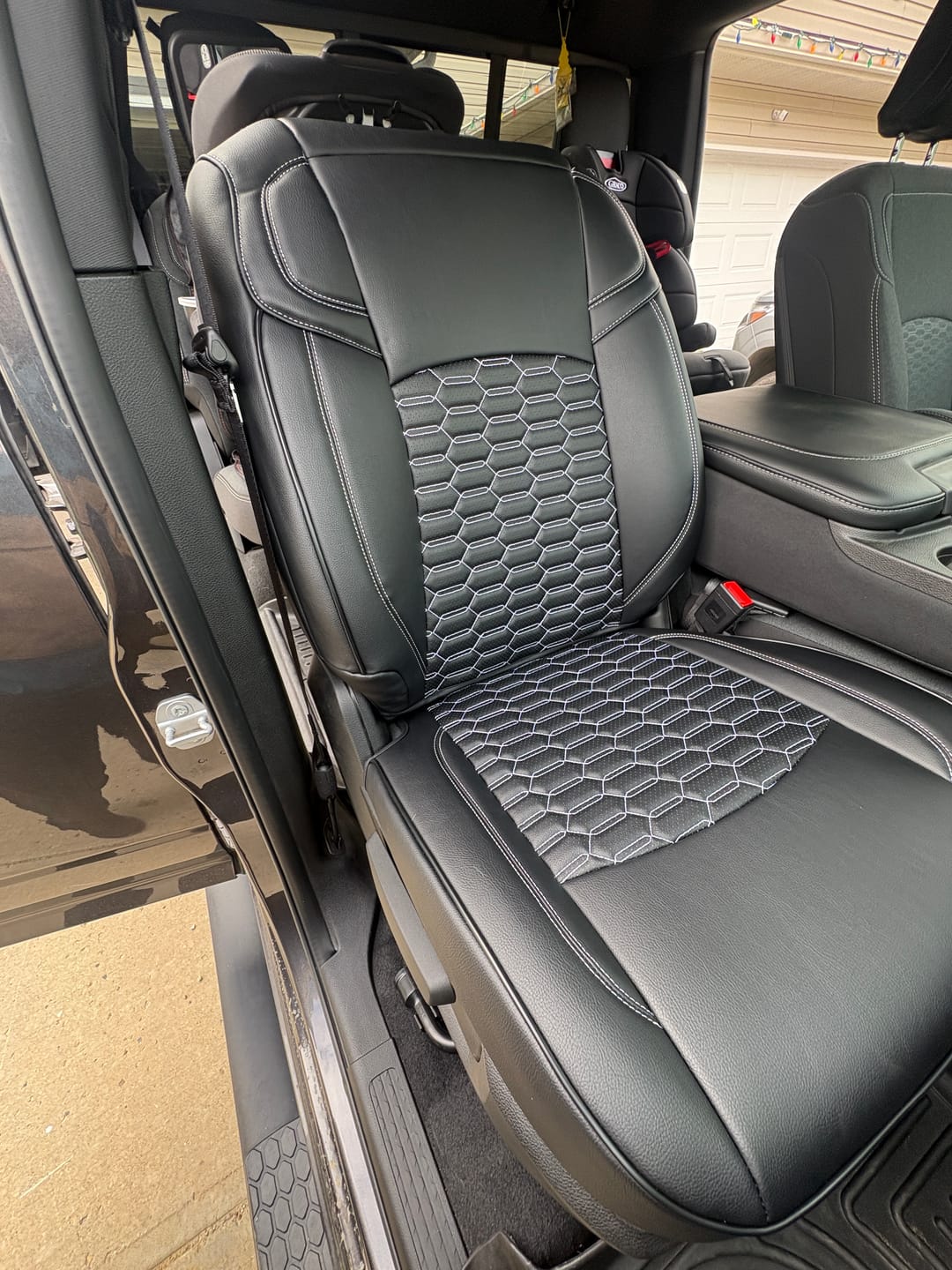 Customer photo review of 2019+ Dodge Ram 2500 3500 Leather Seat Covers