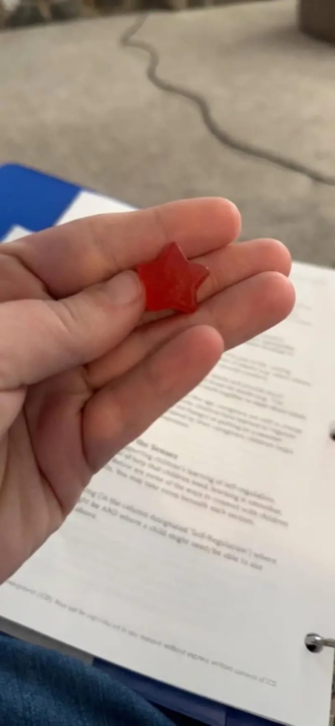Customer photo review of Growth Gummies