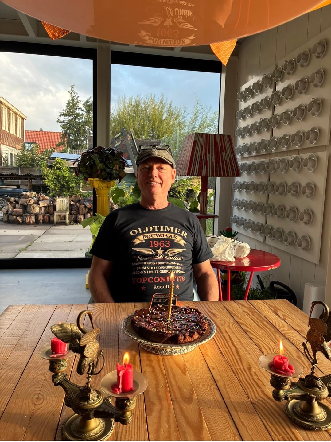 Customer photo review of Oldtimer - Gepersonaliseerd verjaardagsshirt met vintage design