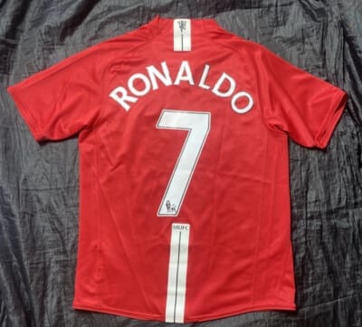 Customer photo review of 2007–09 Manchester United Home Ronaldo #7 (New) - Size M