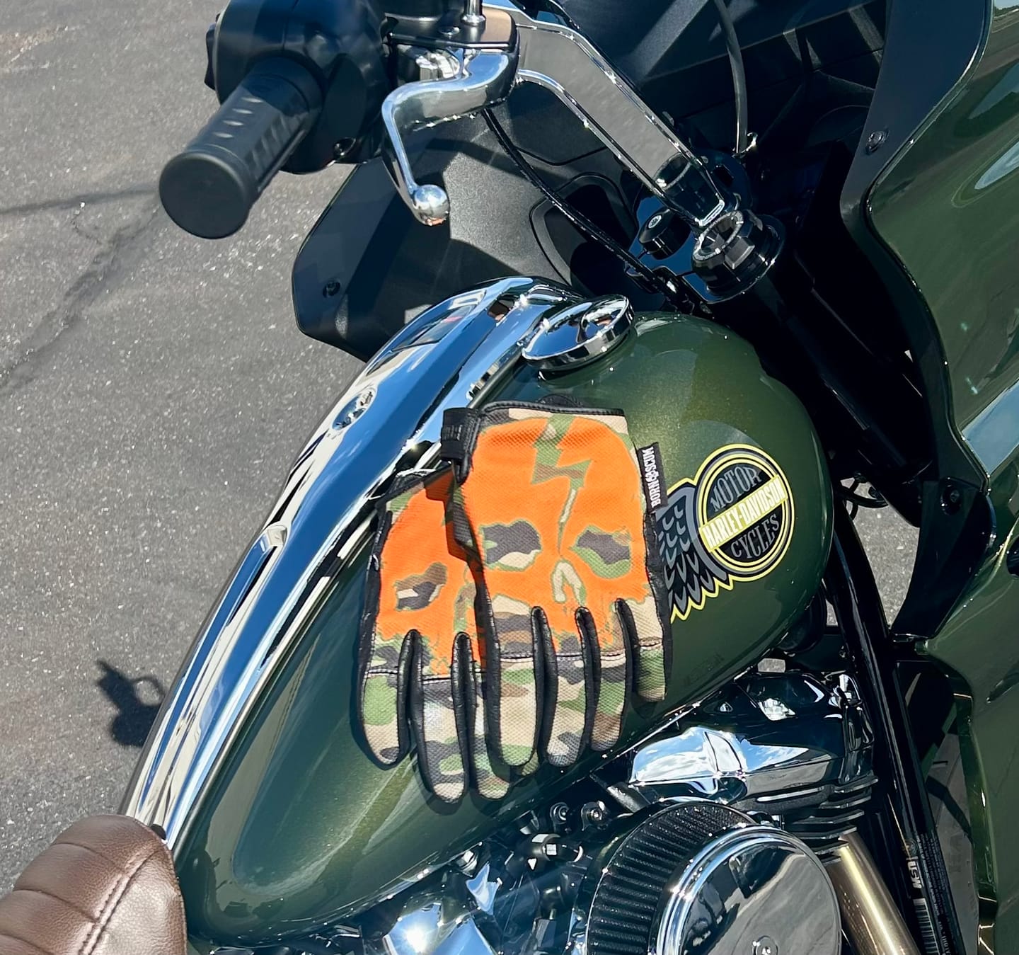 Customer photo review of OG MX GLOVES ORANGE/WOODLAND