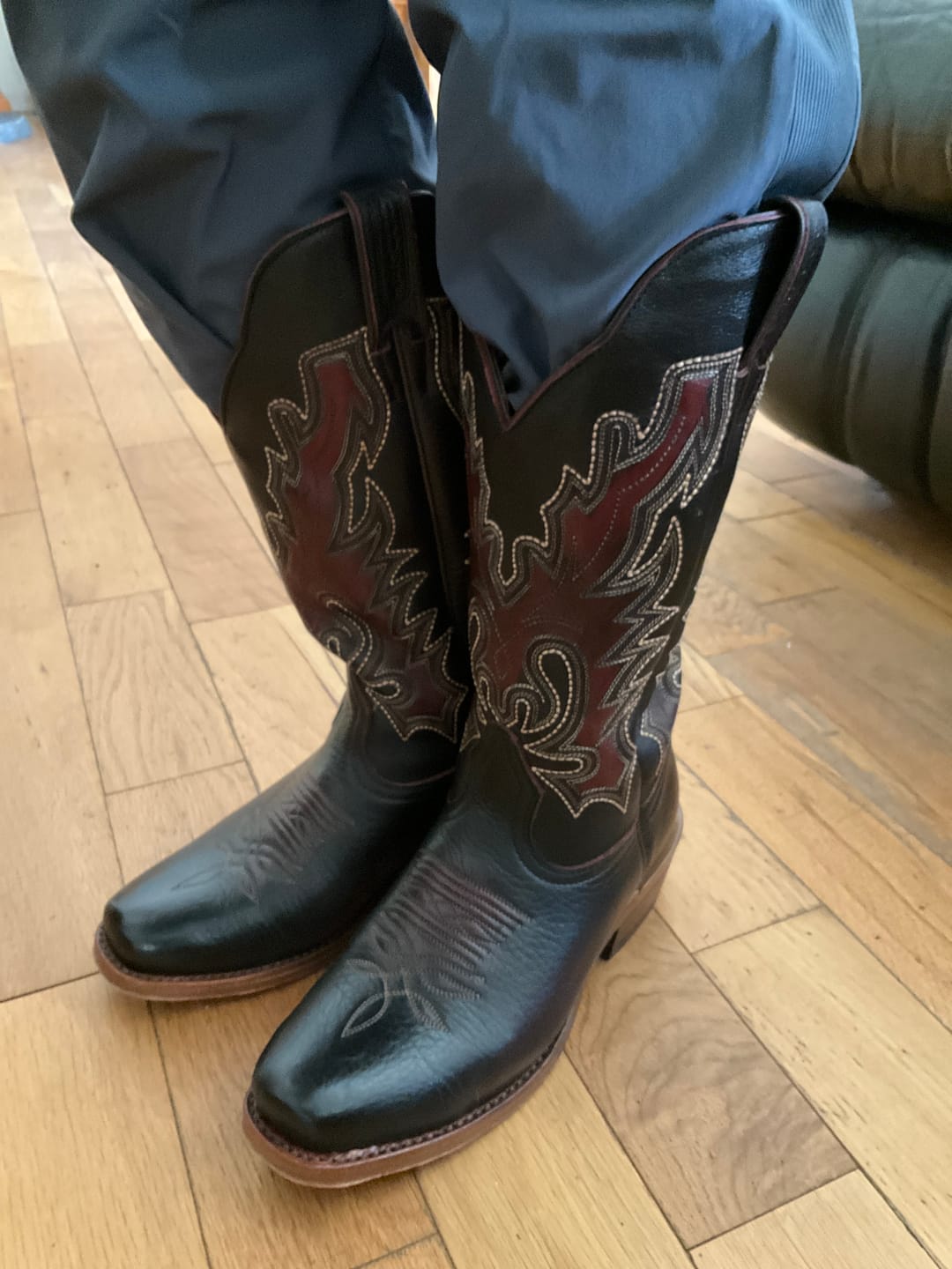 Customer photo review of Boulet 13" Oiled Cowhide Cutter Toe Cowboy Boots Women's