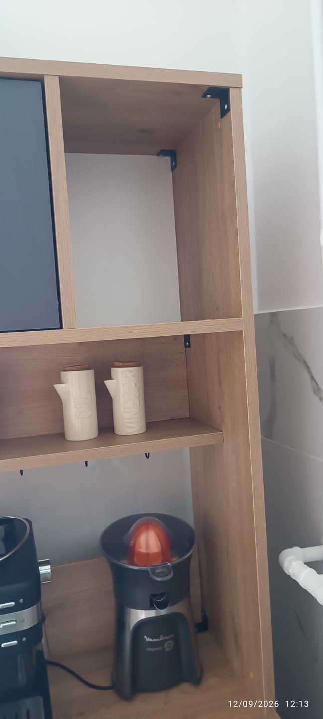 Customer photo review of Βοηθητικό Ντουλάπι Κουζίνας Δρυς & Ανθρακί 88x35,5x180 εκ. με Μεταλλικά Πόδια και Πολλαπλά Ράφια Ράφι Κουζίνας 956LCS3568