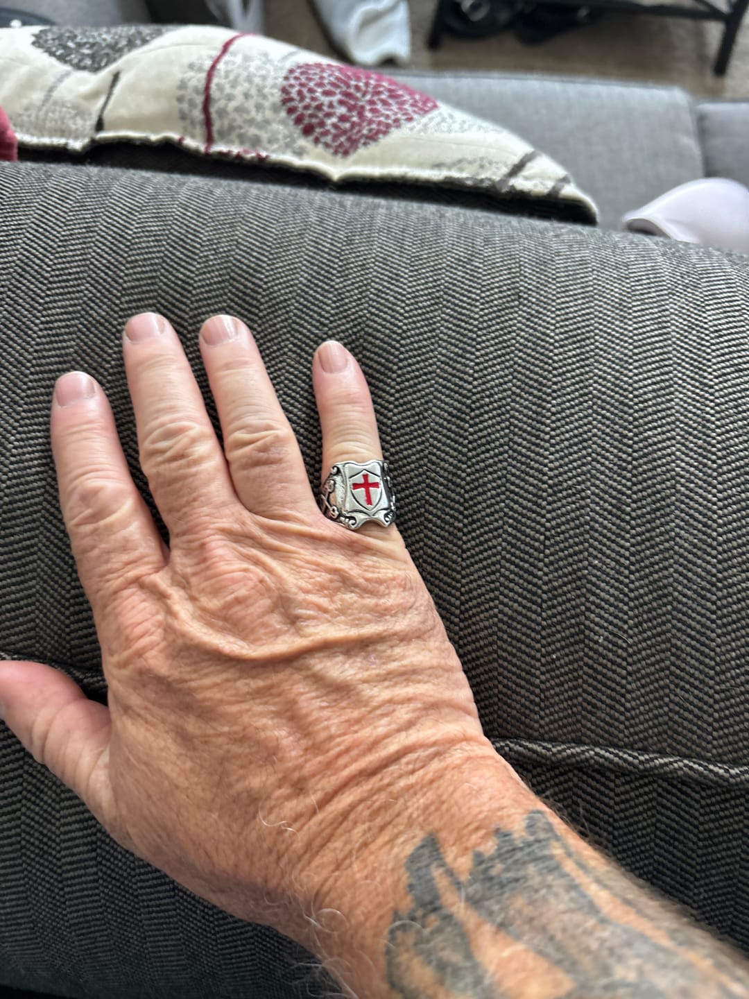 Customer photo review of FREE Today: Medieval Style Red Cross Shield Ring with Knightly Design and Engraved Details