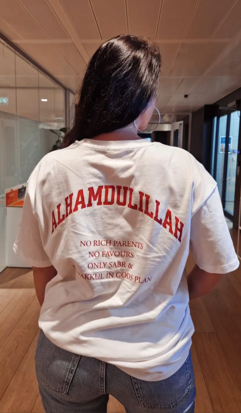Customer photo review of NO RICH PARENTS Oversized Shirt